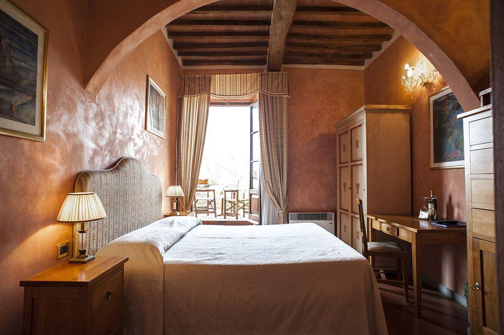 B&B Palazzo Al Torrione San Gimignano Bagian luar foto