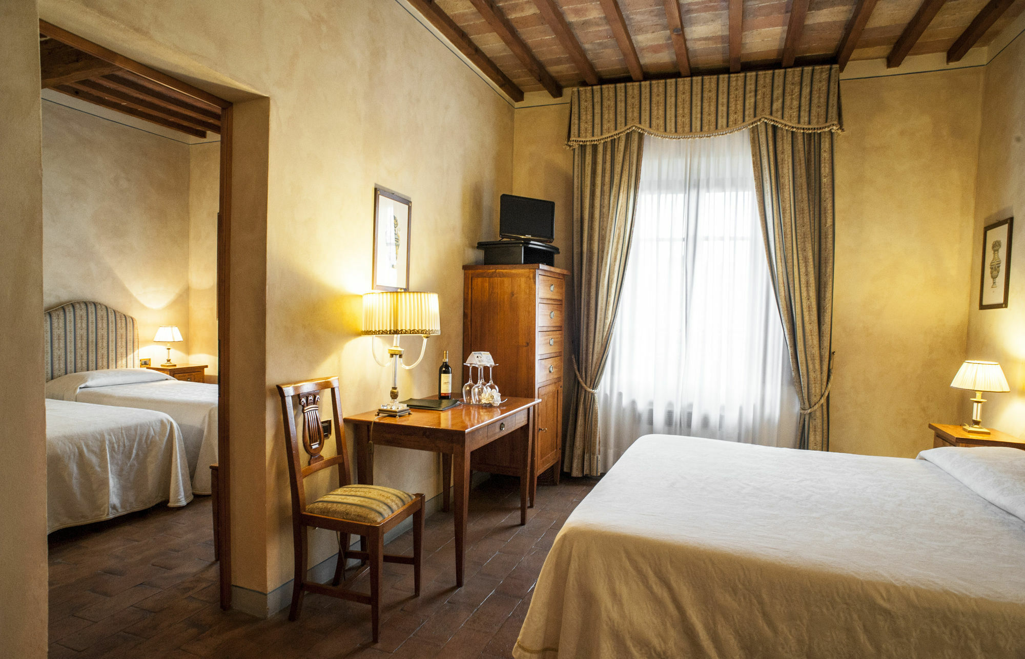 B&B Palazzo Al Torrione San Gimignano Bagian luar foto